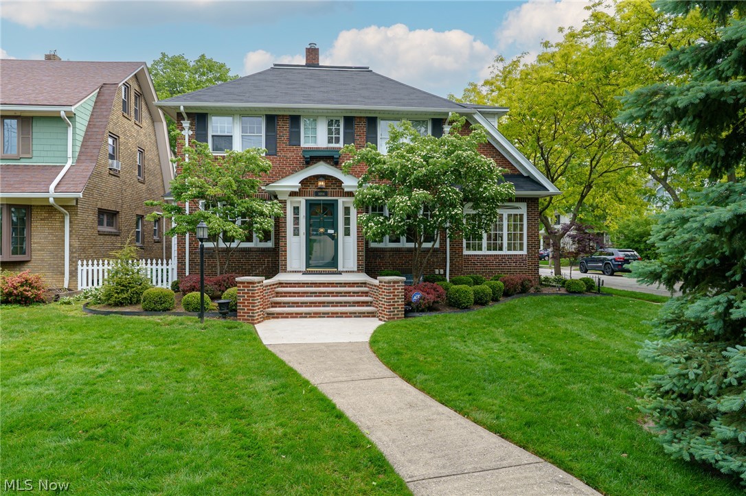 14914 Lake Avenue Lakewood OH 44107