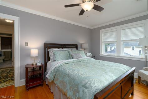 14914 Lake Avenue Lakewood OH 44107