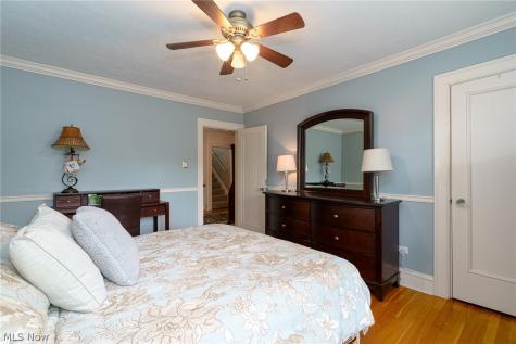 14914 Lake Avenue Lakewood OH 44107