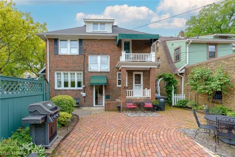 14914 Lake Avenue Lakewood OH 44107