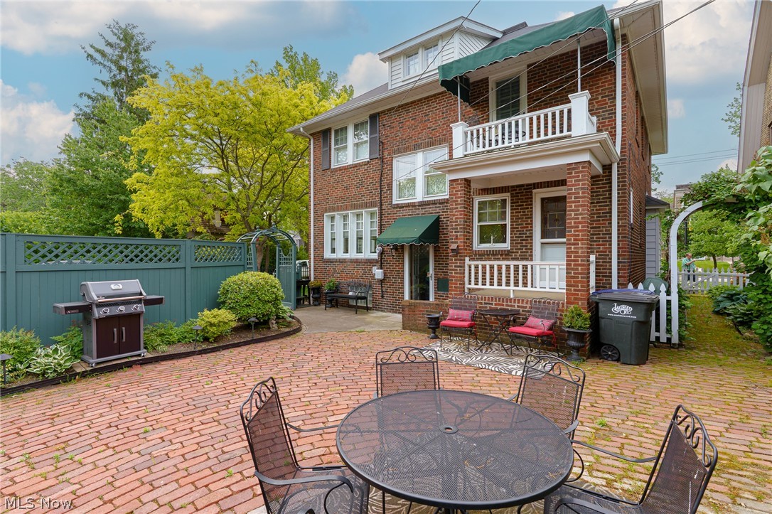 14914 Lake Avenue Lakewood OH 44107