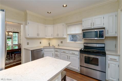 14914 Lake Avenue Lakewood OH 44107