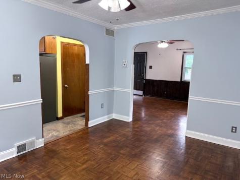 835 Albemarle Avenue Cuyahoga Falls OH 44221