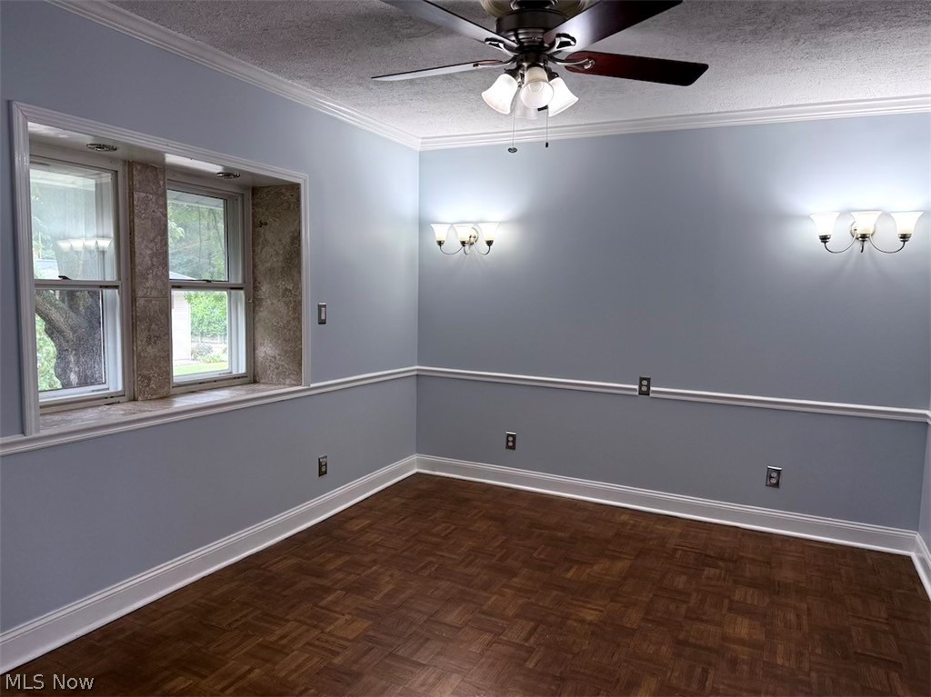 835 Albemarle Avenue Cuyahoga Falls OH 44221