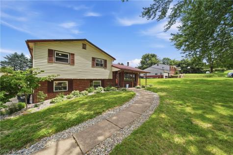 360 Dietz Avenue NE East Canton OH 44730