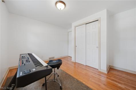 360 Dietz Avenue NE East Canton OH 44730