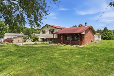 360 Dietz Avenue NE East Canton OH 44730