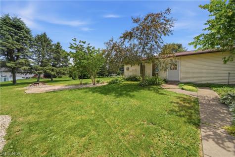 360 Dietz Avenue NE East Canton OH 44730