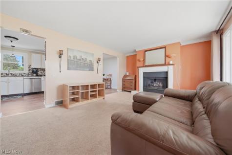 360 Dietz Avenue NE East Canton OH 44730