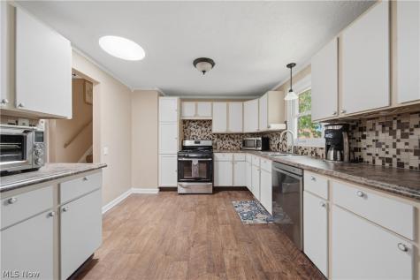 360 Dietz Avenue NE East Canton OH 44730