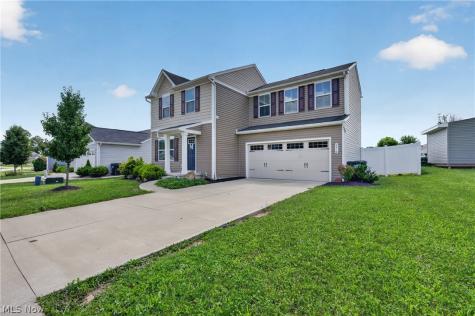 2614 Bishop Oval Barberton OH 44203