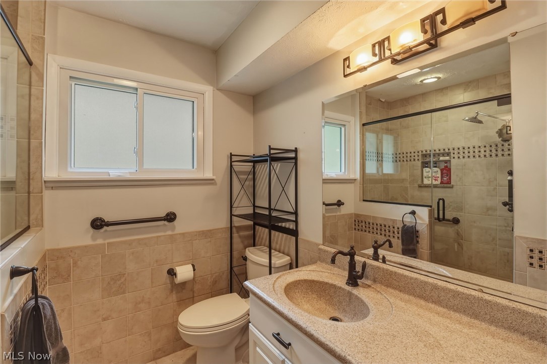 364 Wallace Drive Berea OH 44017