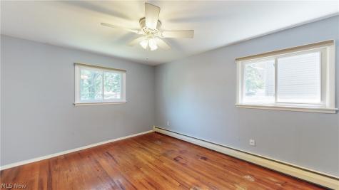 364 Wallace Drive Berea OH 44017