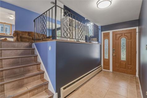 364 Wallace Drive Berea OH 44017