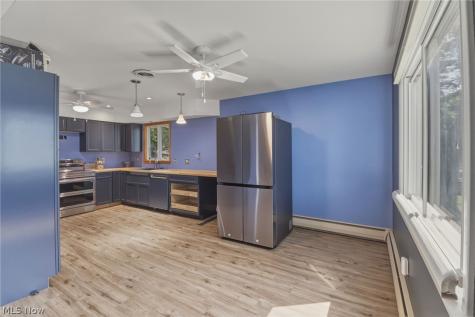 364 Wallace Drive Berea OH 44017
