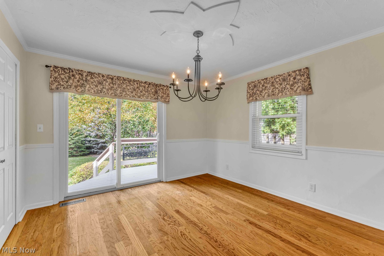 576 Upland Road Bay Village OH 44140