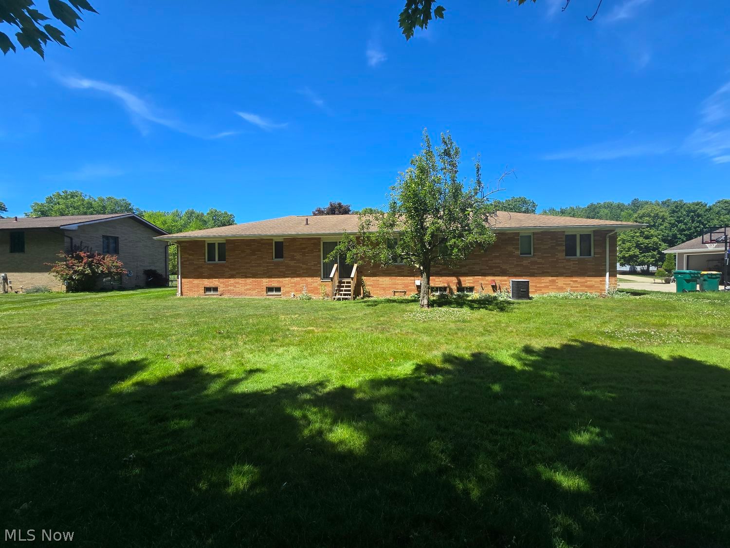 25200 Pleasant Trail Richmond Heights OH 44143