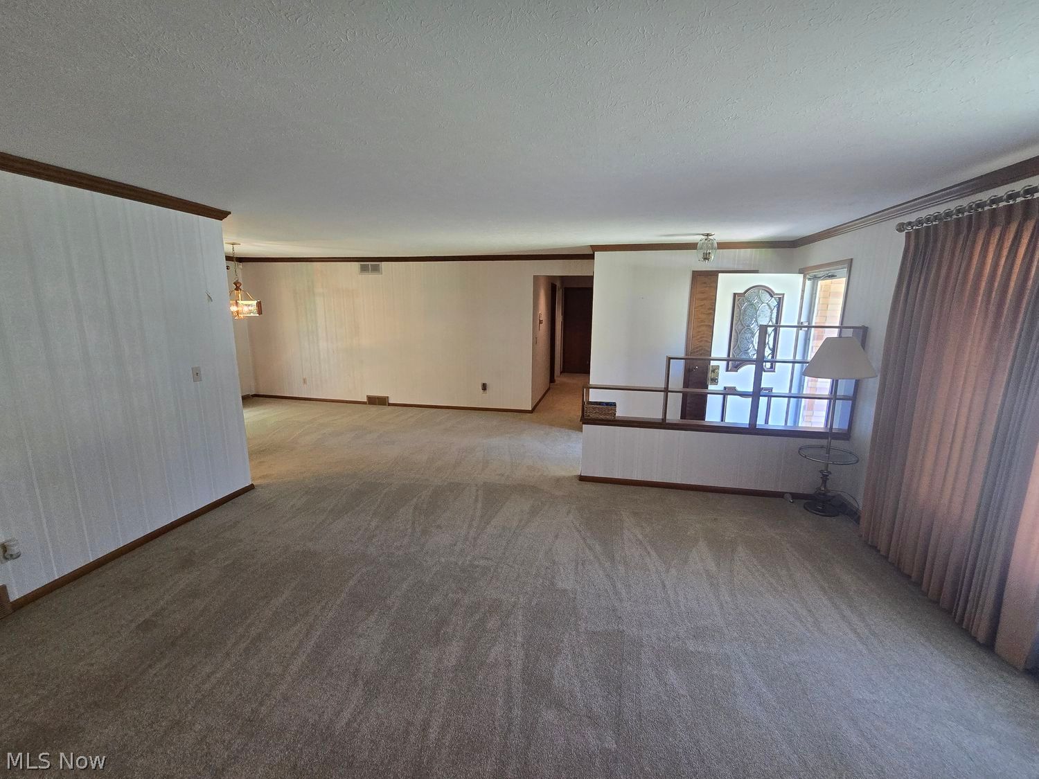 25200 Pleasant Trail Richmond Heights OH 44143
