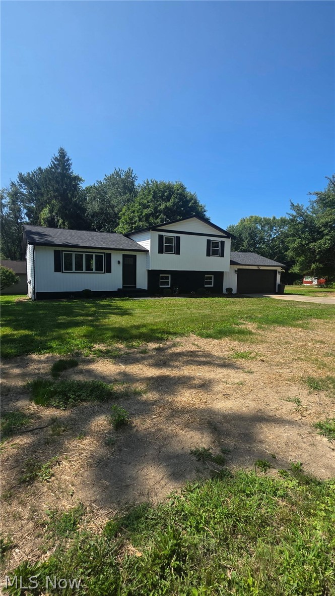3246 E Waterloo Road Akron OH 44312