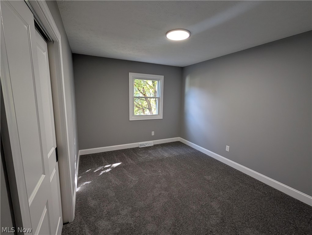 3246 E Waterloo Road Akron OH 44312