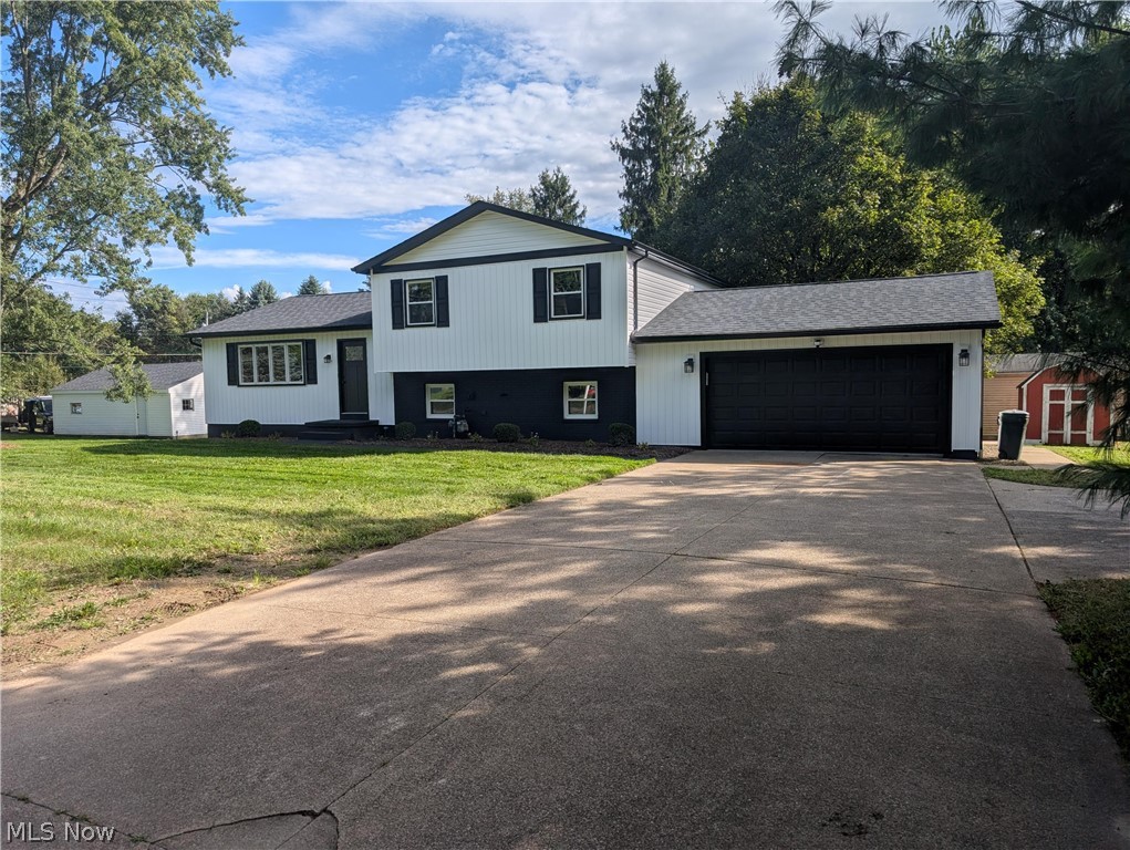 3246 E Waterloo Road Akron OH 44312