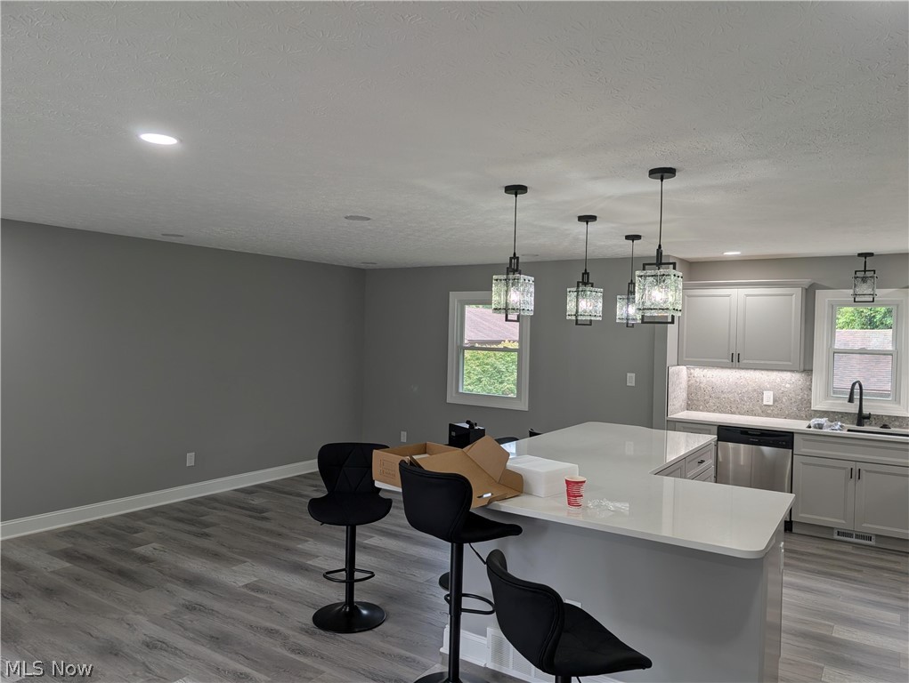 3246 E Waterloo Road Akron OH 44312