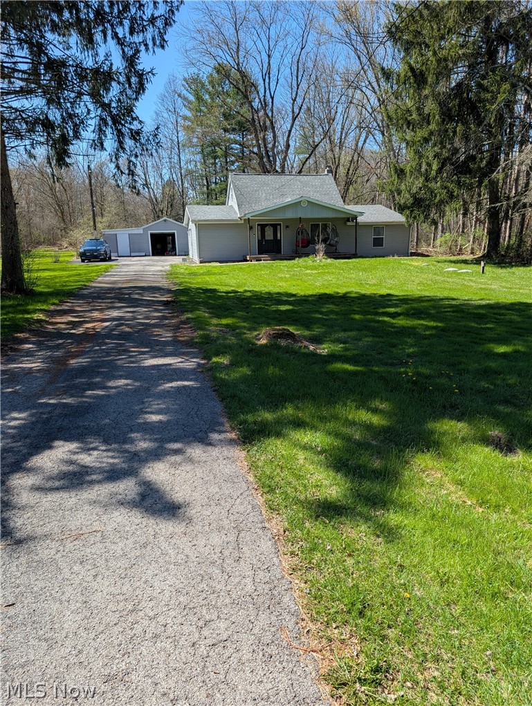 3032 Bell Wick Road Hubbard OH 44425