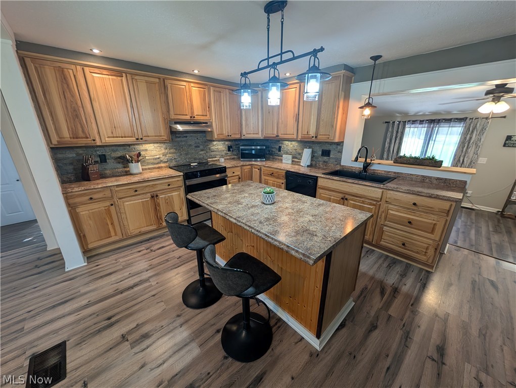 3032 Bell Wick Road Hubbard OH 44425