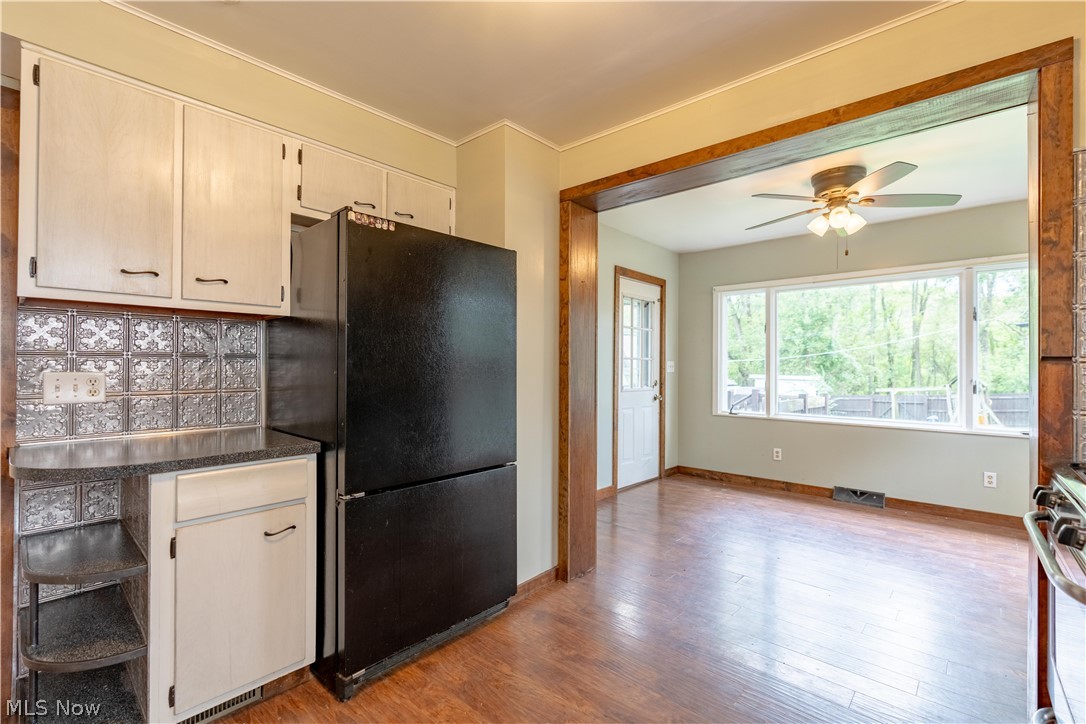 417 Tuscarawas Avenue NW Brewster OH 44613