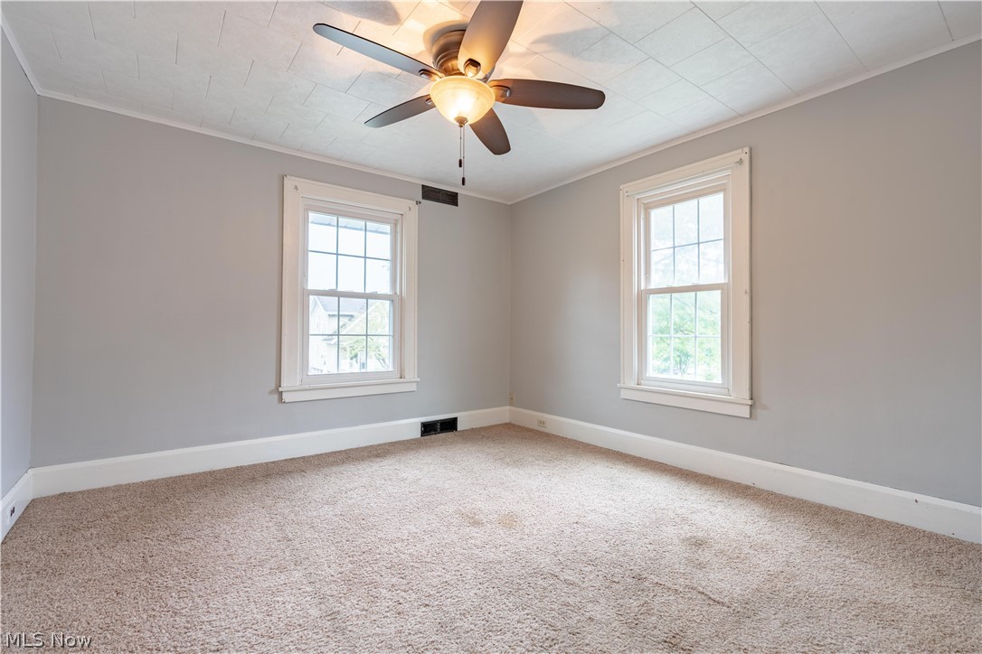 417 Tuscarawas Avenue NW Brewster OH 44613