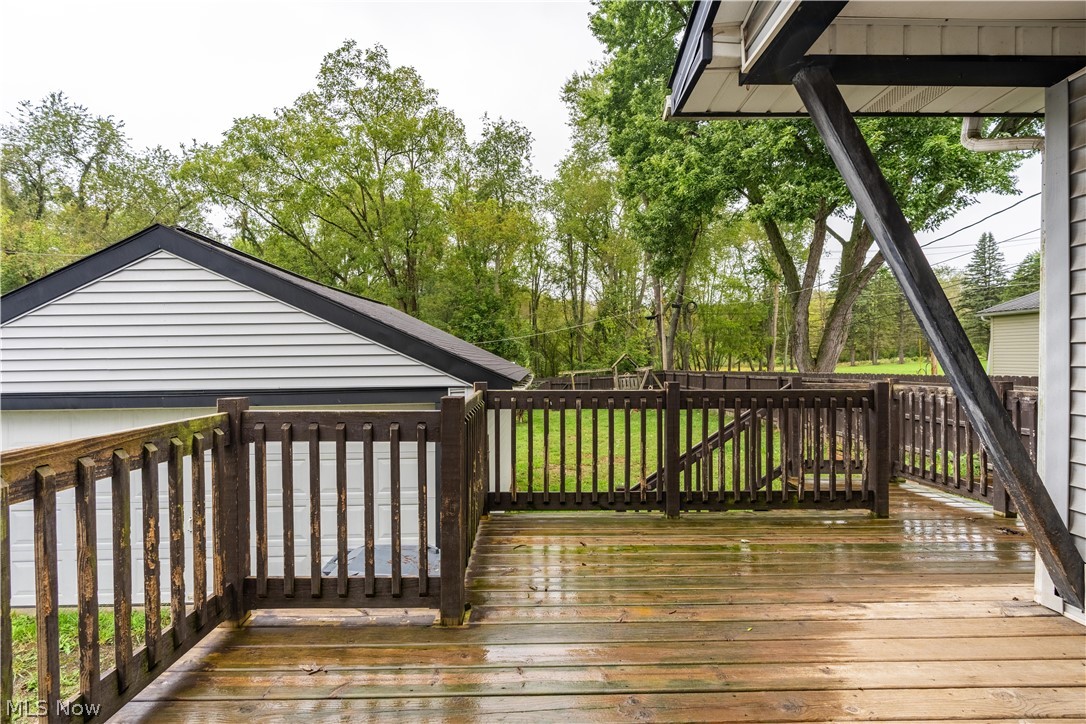 417 Tuscarawas Avenue NW Brewster OH 44613