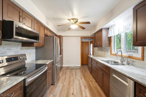 3426 Marcella Avenue Stow OH 44224