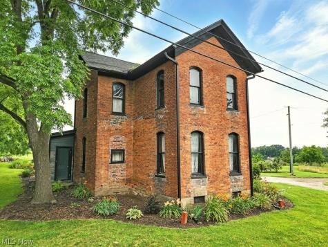 Akron Road Sterling OH 44276