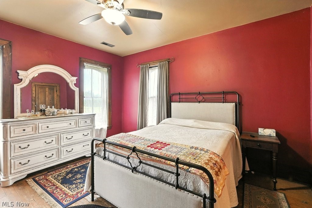 7298 Akron Road Sterling OH 44276
