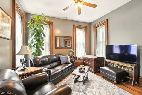 7298 Akron Road Sterling OH 44276