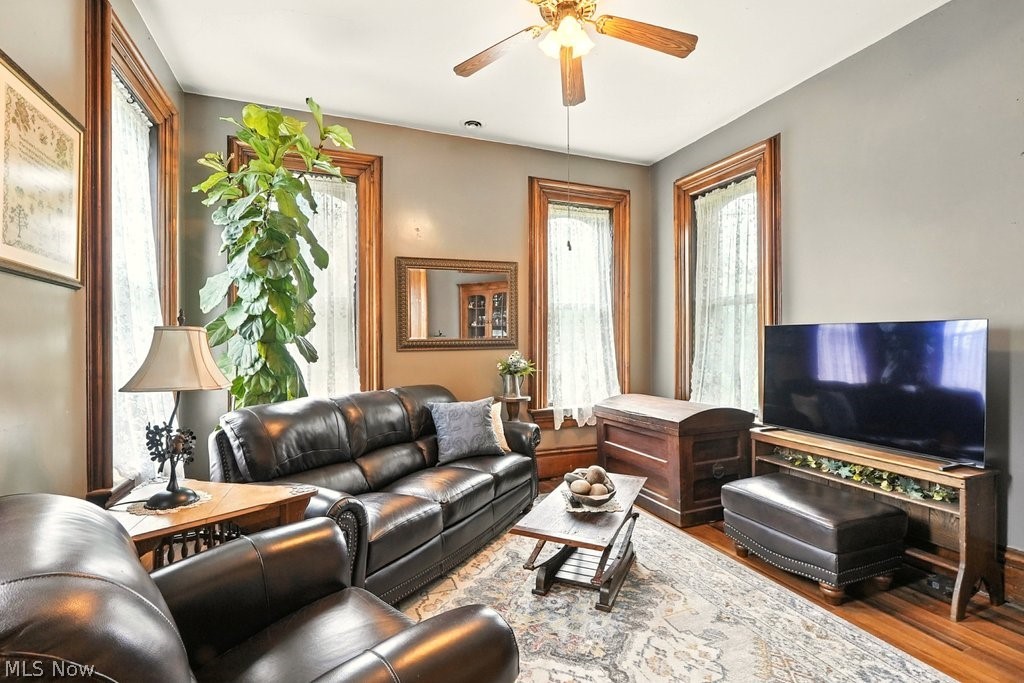 7298 Akron Road Sterling OH 44276