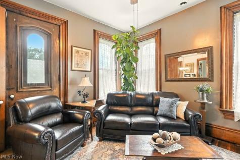 7298 Akron Road Sterling OH 44276