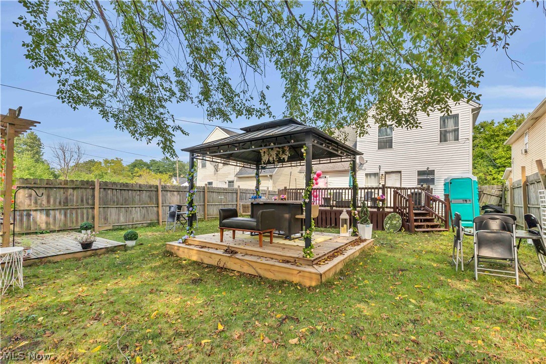 1396 E 124 Street Cleveland OH 44106