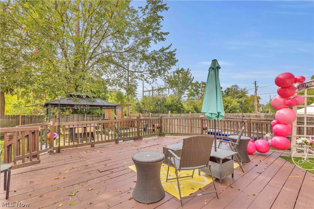 1396 E 124 Street Cleveland OH 44106
