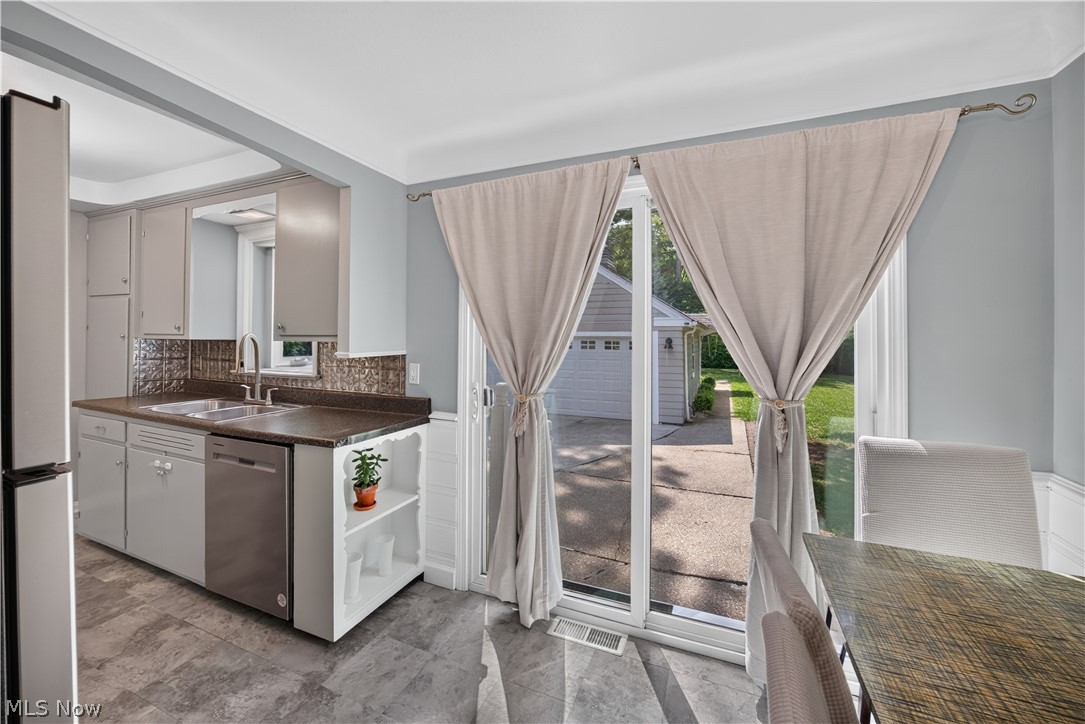 1680 Harwich Road Lyndhurst OH 44124