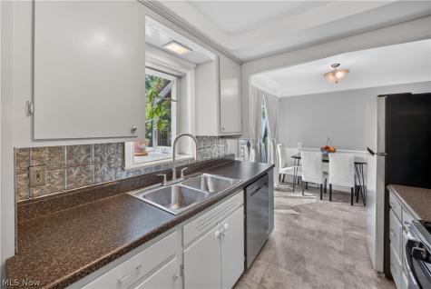 1680 Harwich Road Lyndhurst OH 44124