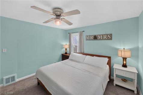 1680 Harwich Road Lyndhurst OH 44124