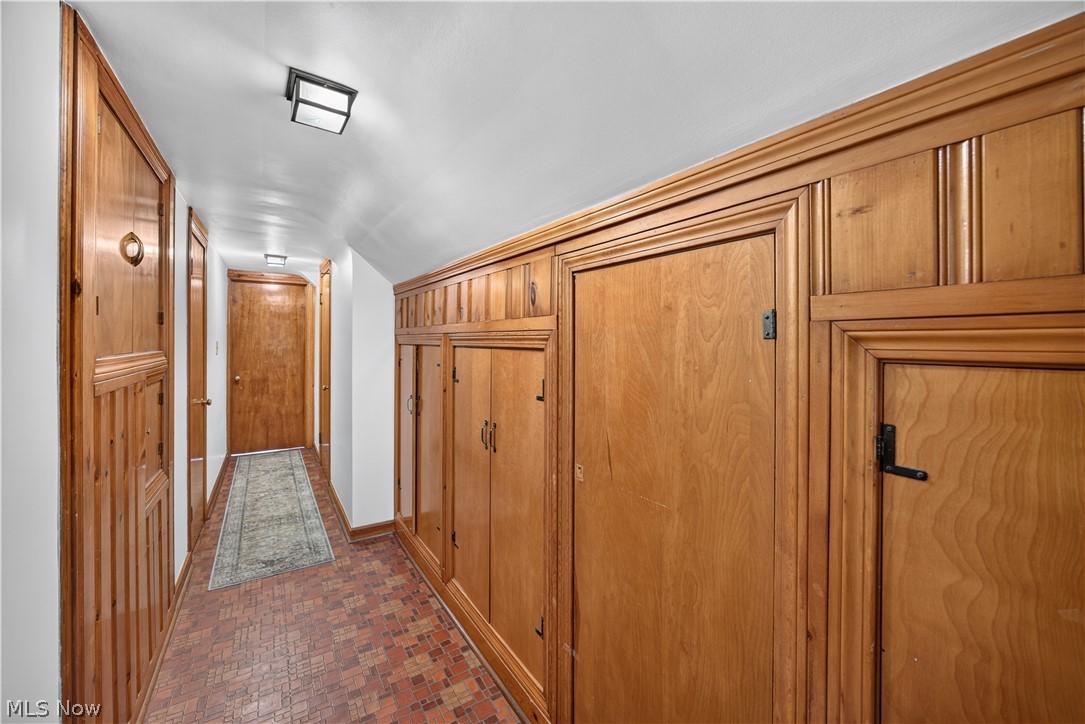 1680 Harwich Road Lyndhurst OH 44124