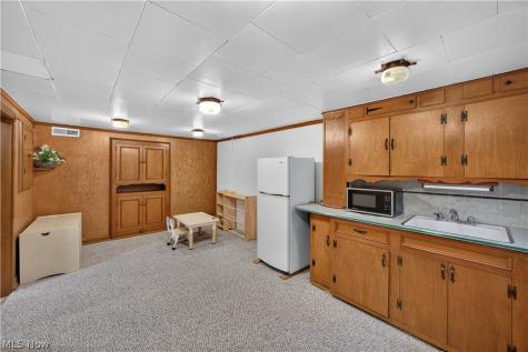 1680 Harwich Road Lyndhurst OH 44124