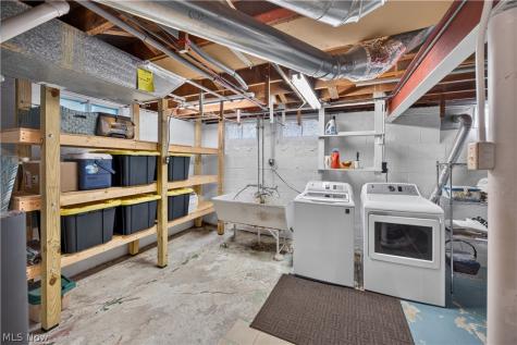1680 Harwich Road Lyndhurst OH 44124