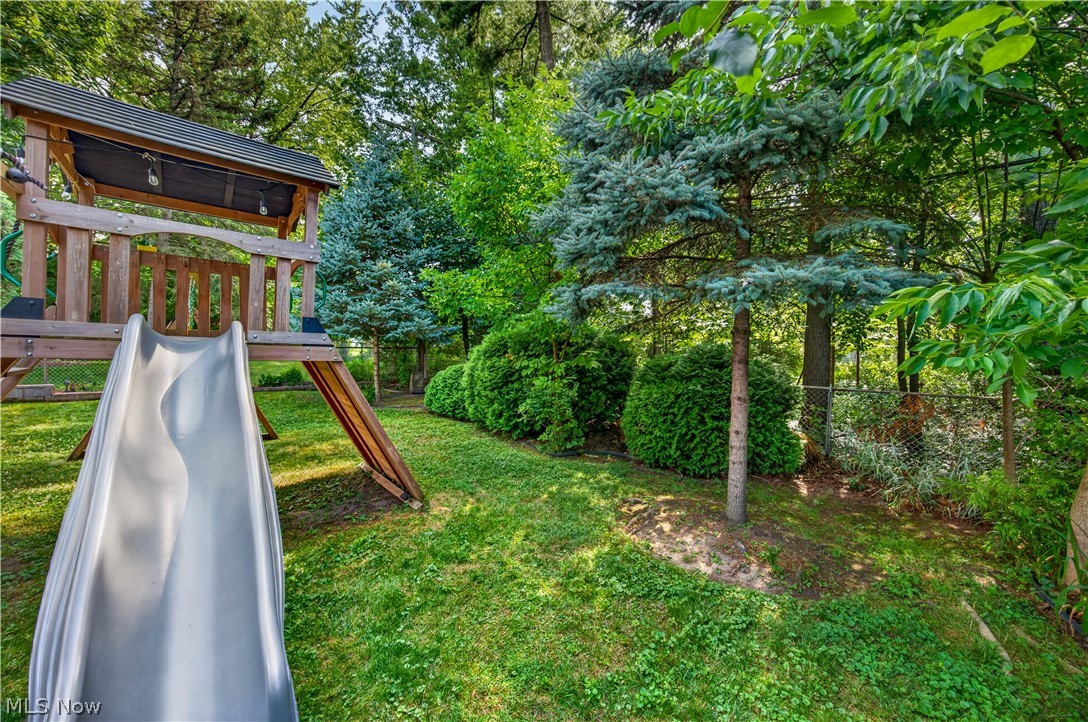 1680 Harwich Road Lyndhurst OH 44124
