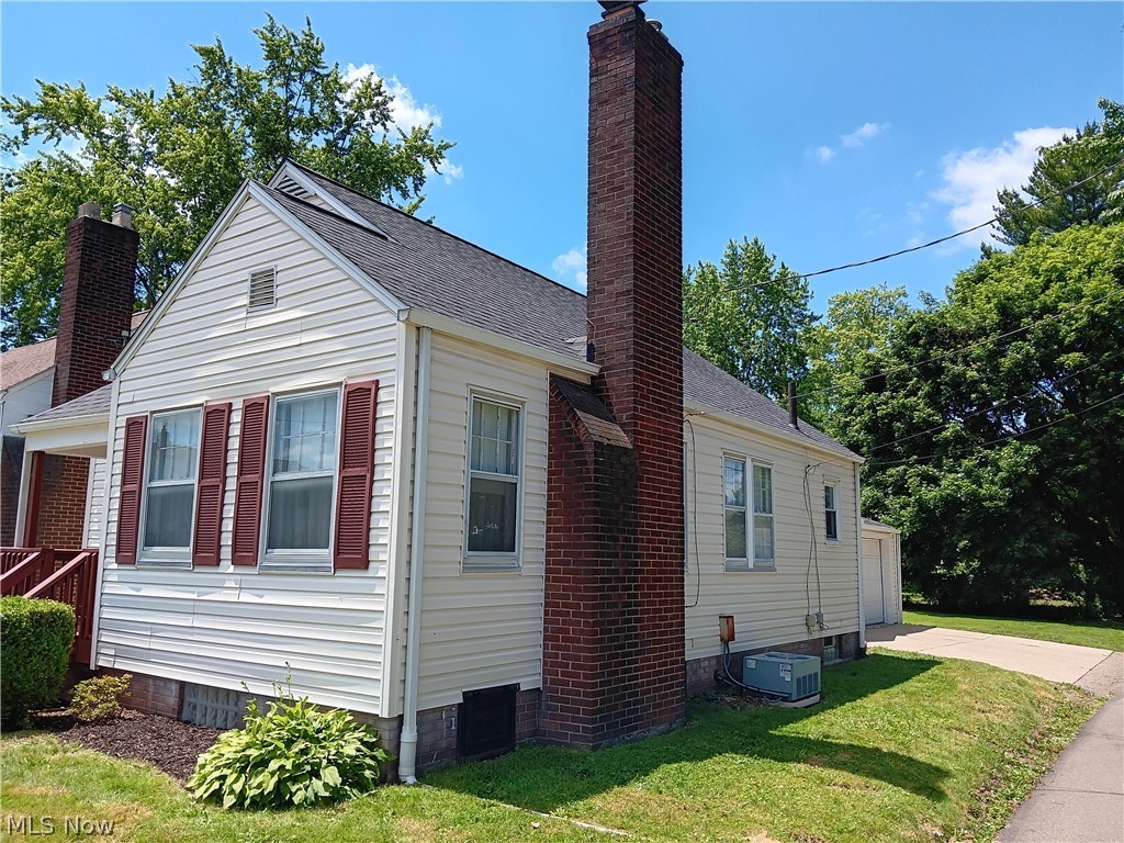 1815 Kirk Court NW Canton OH 44709