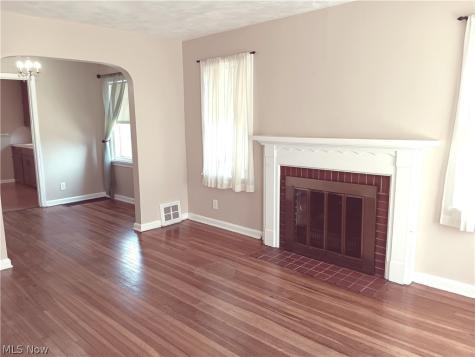 1815 Kirk Court NW Canton OH 44709