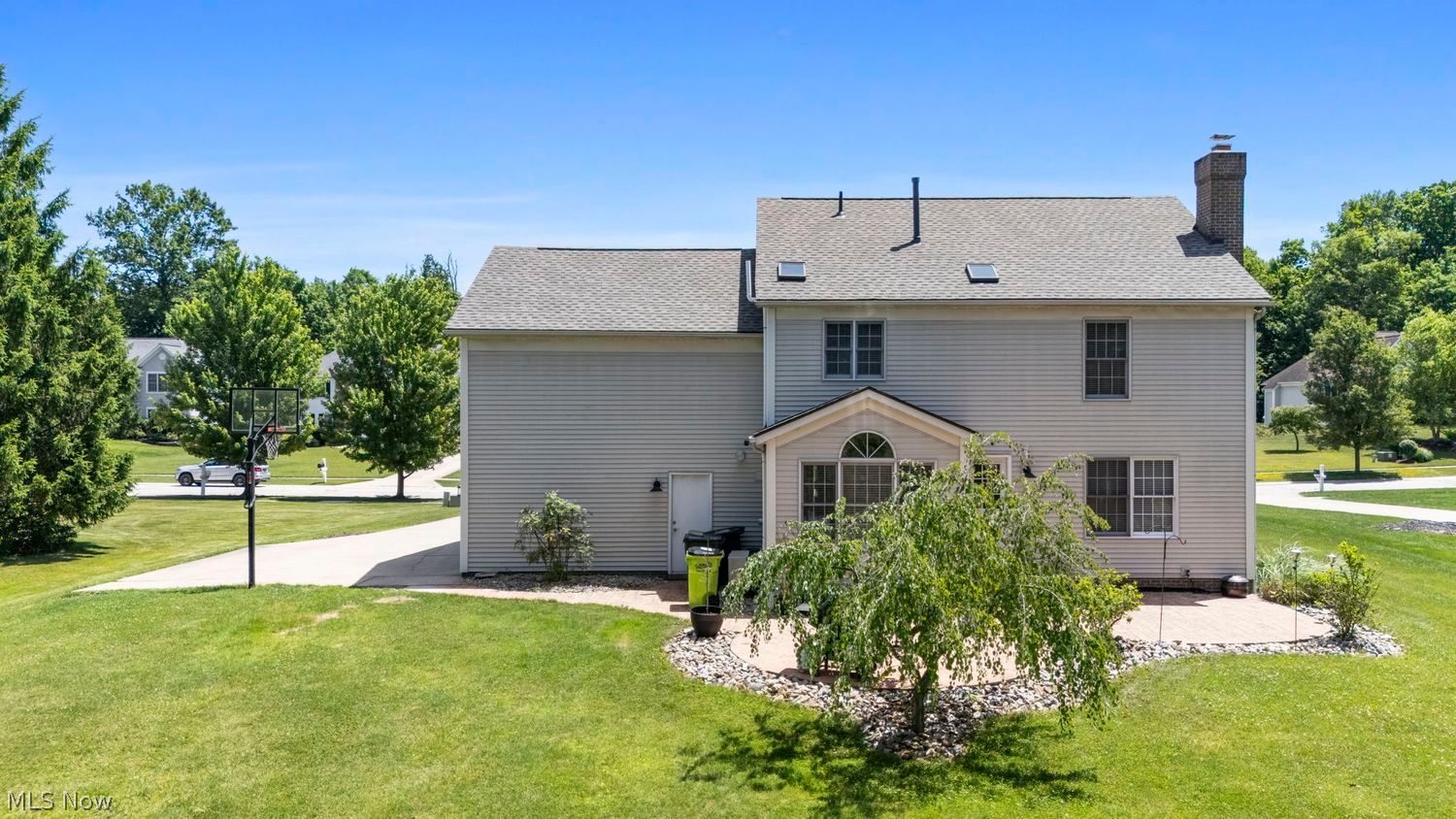 8538 Oaktree Drive Macedonia OH 44056