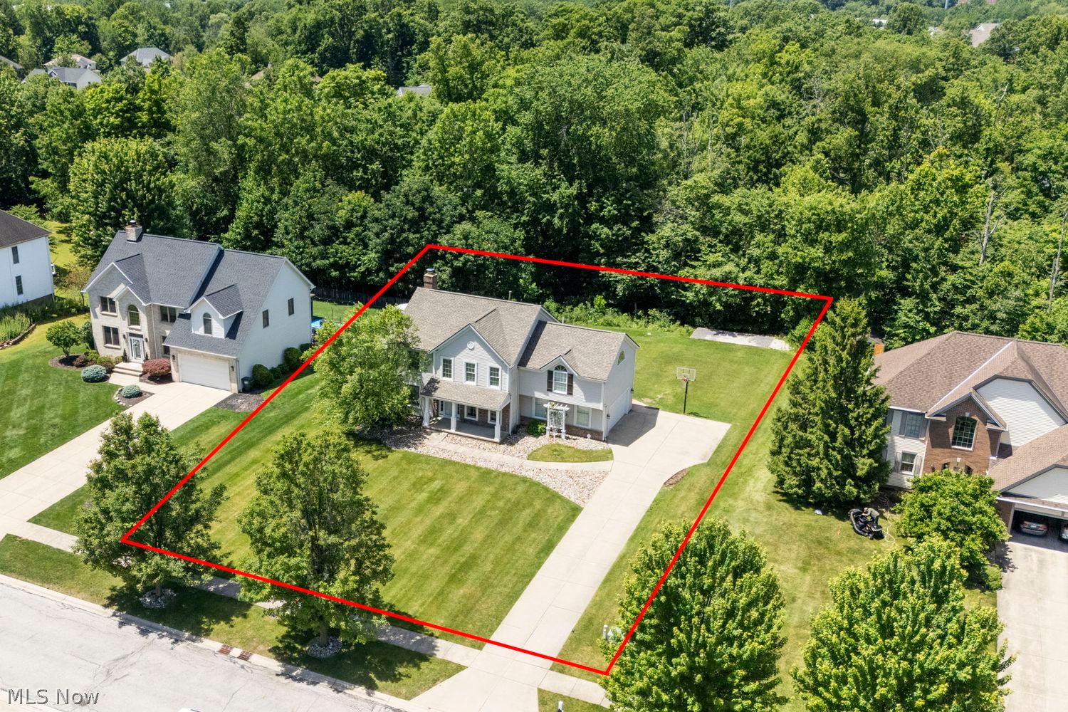 8538 Oaktree Drive Macedonia OH 44056